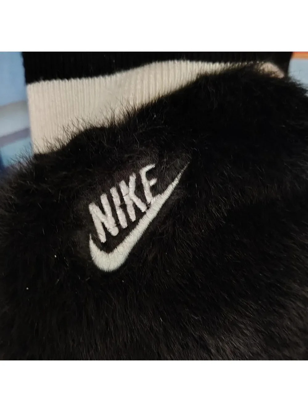 Nike Sportswear Womens Warm Fuzzy Mittens